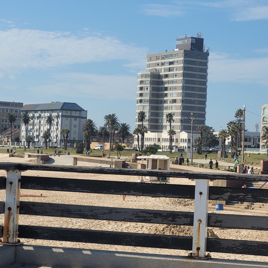 2 Bedroom Property for Sale in Summerstrand Eastern Cape